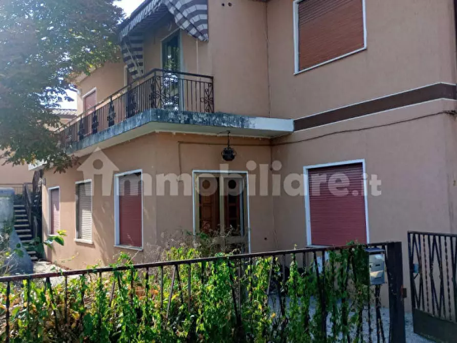 Immagine 1 di Casa indipendente in vendita  in via minghetti a Venezia