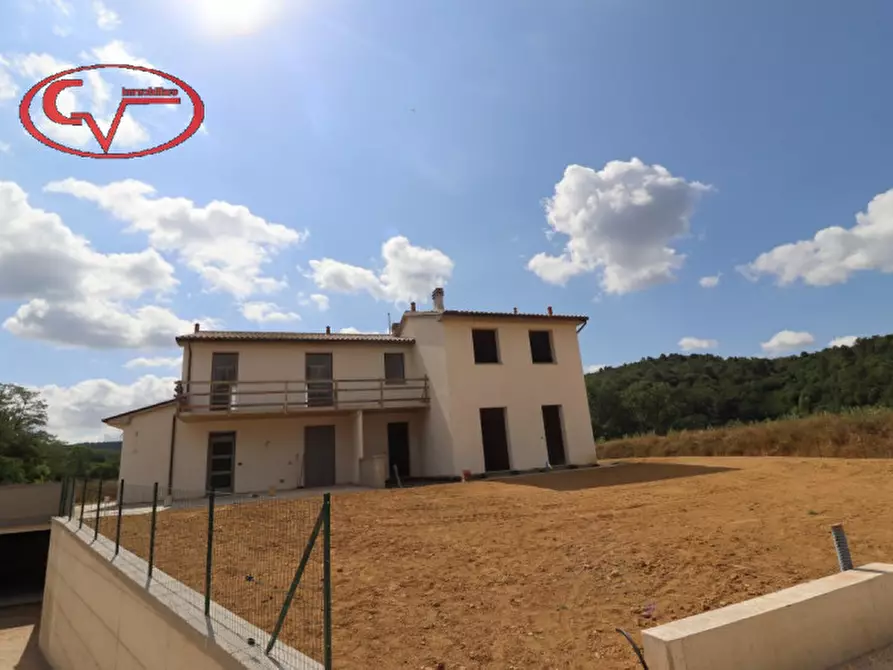 Immagine 2 di Villetta a schiera in vendita  in valdambra a Bucine