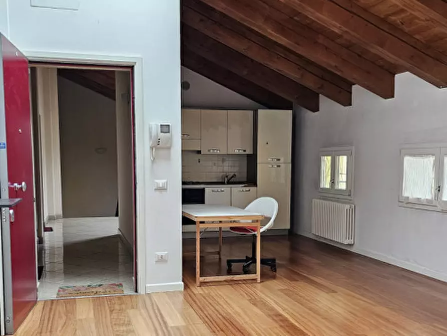 Immagine 3 di Attico in vendita  in Corso del Popolo a Padova