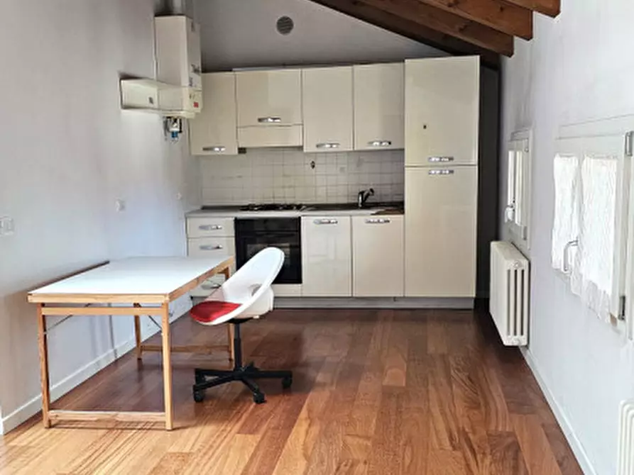 Immagine 4 di Attico in vendita  in Corso del Popolo a Padova