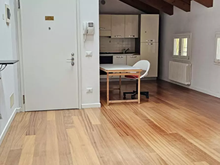 Immagine 5 di Attico in vendita  in Corso del Popolo a Padova