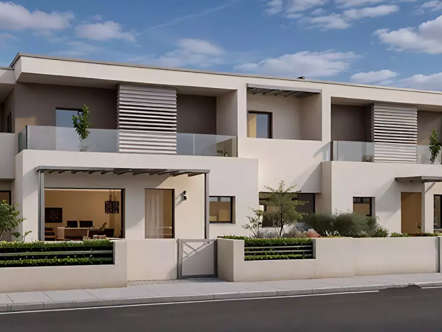 Immagine 5 di Casa trifamiliare in vendita  in Via Antonio Meucci a Montegrotto Terme