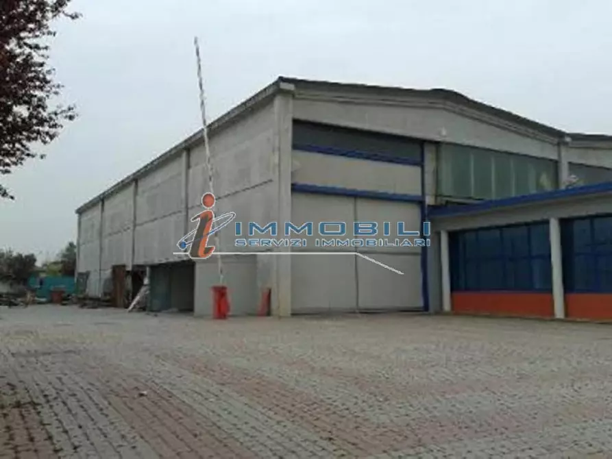 Immagine 5 di Capannone industriale in vendita  in VIA MARCONI a Volongo