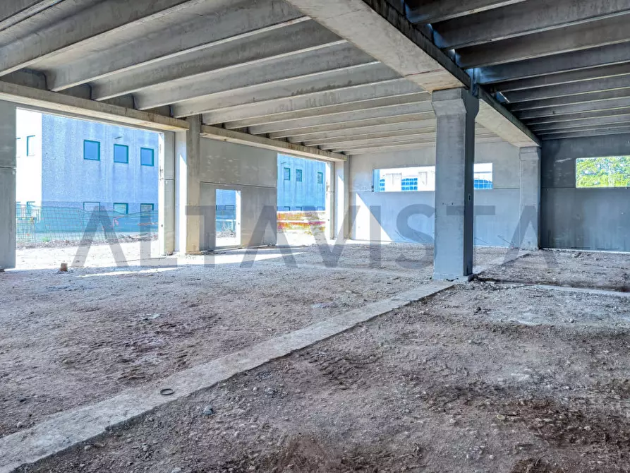 Immagine 5 di Capannone industriale in vendita  in via caselle a Bedizzole