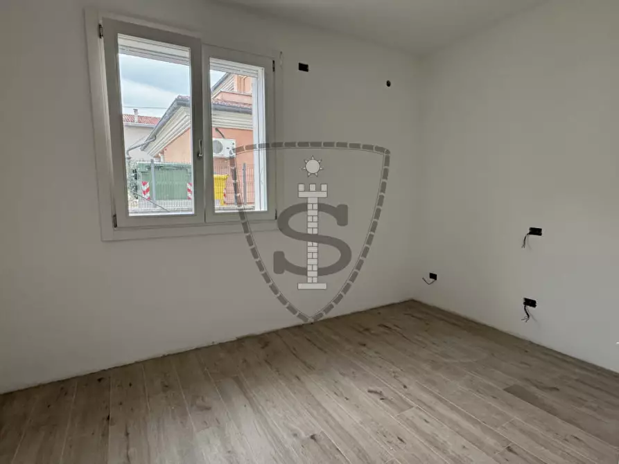 Immagine 7 di Appartamento in vendita  in Via Marconi, 103 a Tezze Sul Brenta