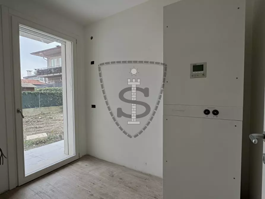 Immagine 10 di Appartamento in vendita  in Via Marconi, 103 a Tezze Sul Brenta