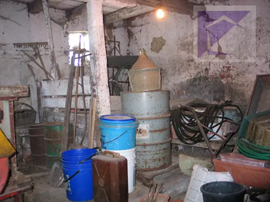 Immagine 9 di Rustico / casale in vendita  a Massanzago