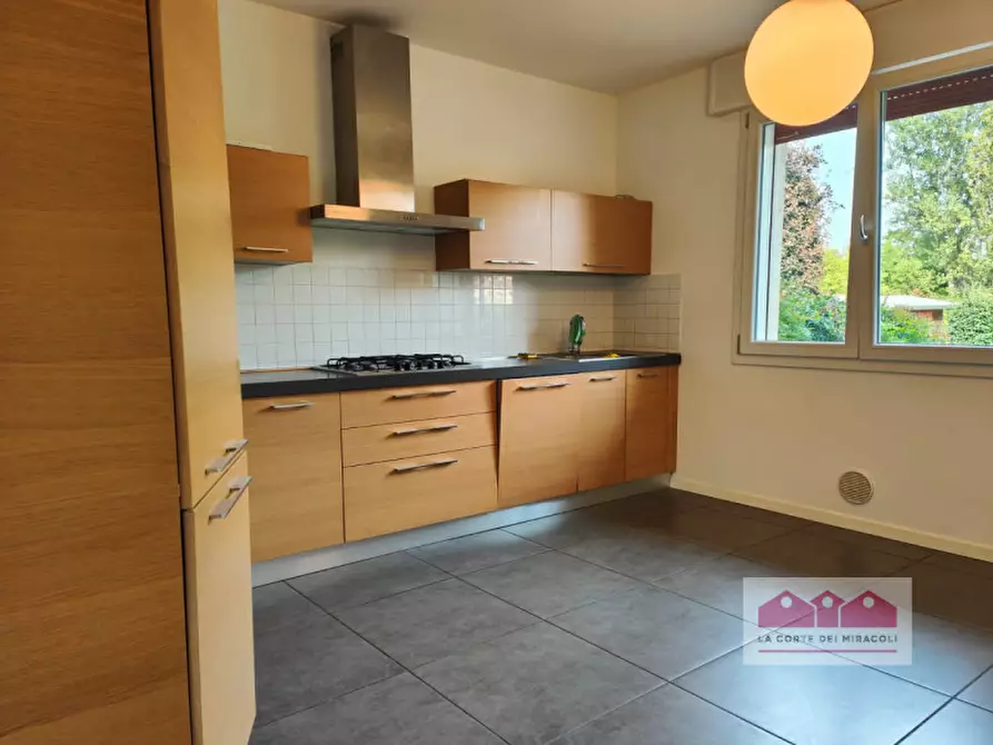Immagine 3 di Casa bifamiliare in affitto  in Via Curti a Caldogno