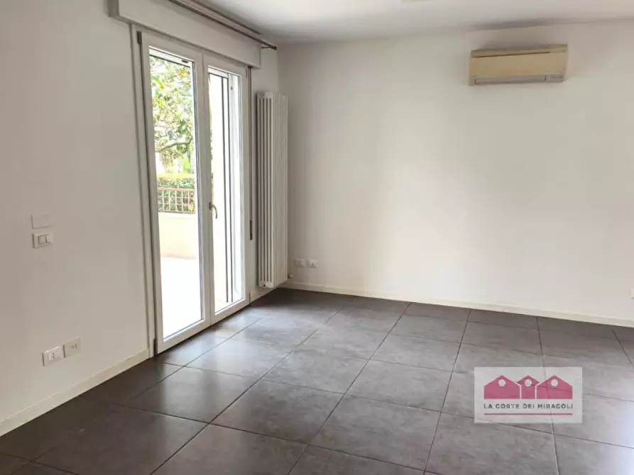 Immagine 6 di Casa bifamiliare in affitto  in Via Curti a Caldogno