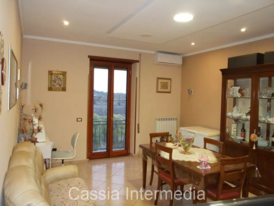 Immagine 1 di Appartamento in vendita  in Via Monsignor Gori 16 a Nepi