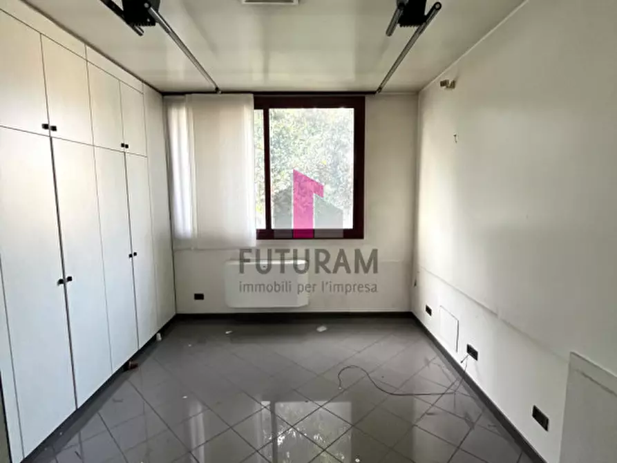Immagine 10 di Ufficio in affitto  in Via Roma a Campodoro