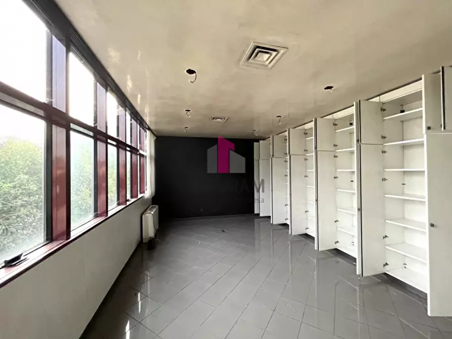 Immagine 11 di Ufficio in affitto  in Via Roma a Campodoro