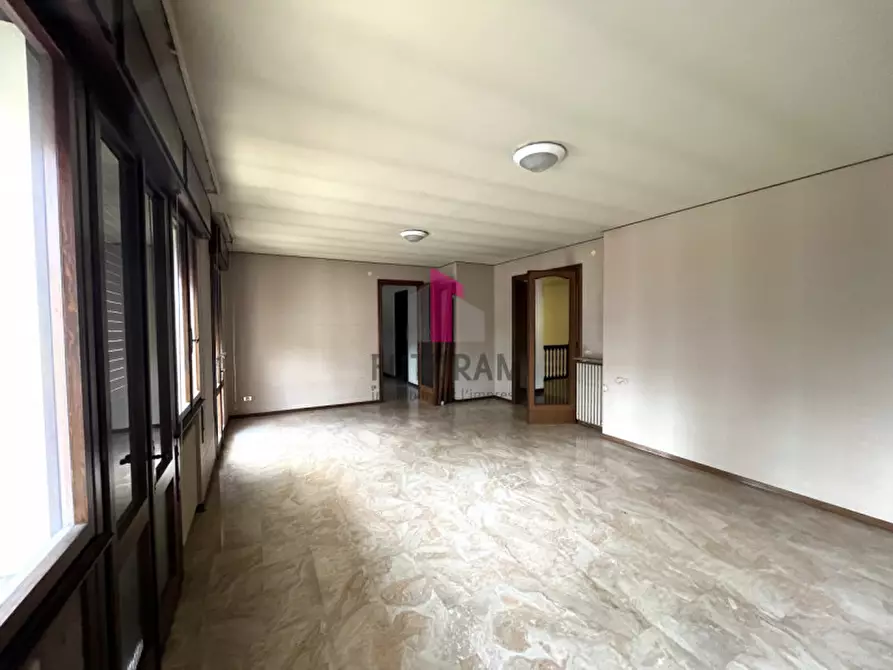 Immagine 15 di Ufficio in affitto  in Via Roma a Campodoro