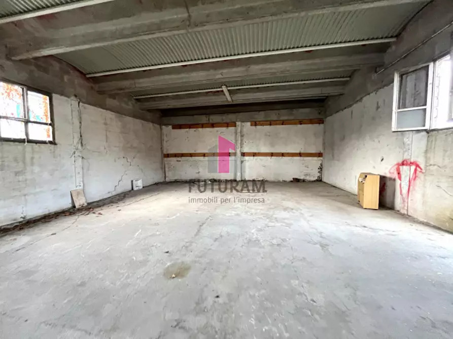 Immagine 17 di Ufficio in affitto  in Via Roma a Campodoro