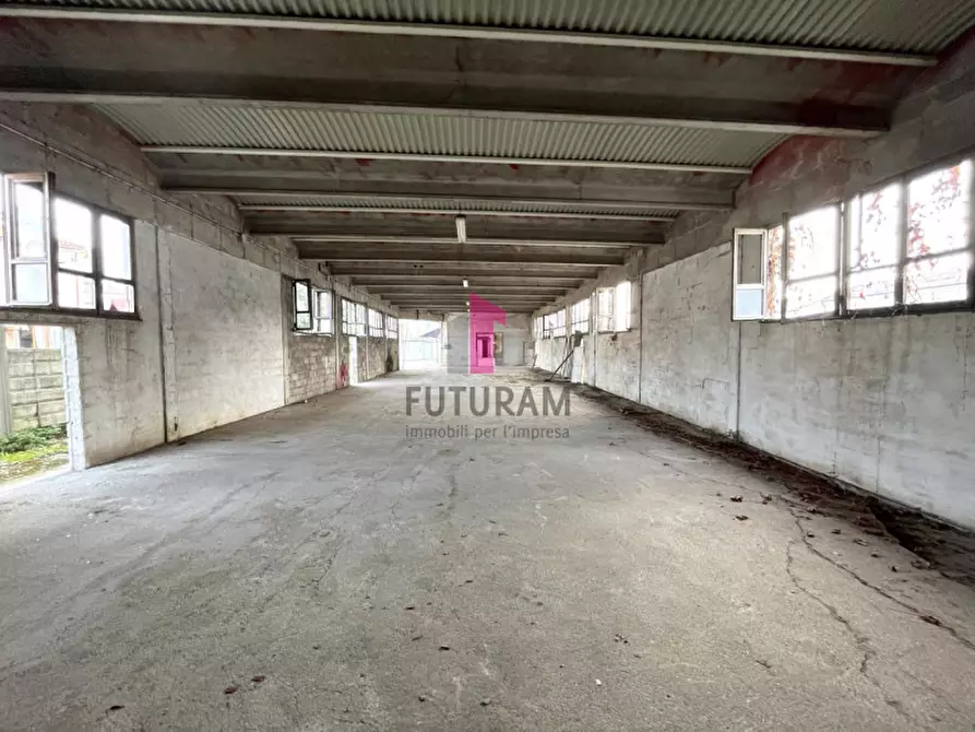 Immagine 21 di Ufficio in affitto  in Via Roma a Campodoro