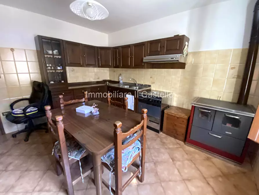 Immagine 7 di Villetta a schiera in vendita  in Località Caioncola a Castiglione Del Lago