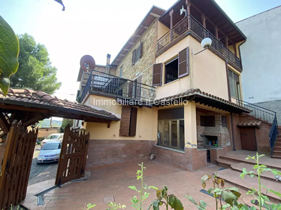 Immagine 37 di Villetta a schiera in vendita  in Località Caioncola a Castiglione Del Lago