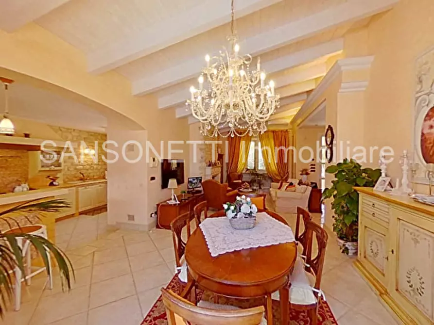 Immagine 20 di Villa in vendita  in IHOSAV a Fasano