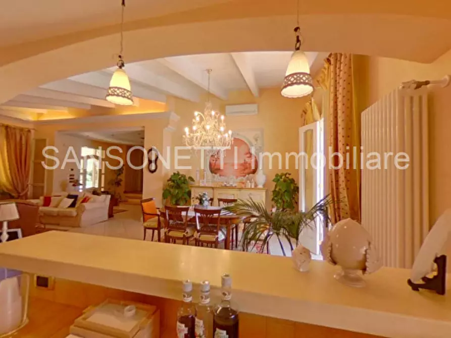 Immagine 23 di Villa in vendita  in IHOSAV a Fasano