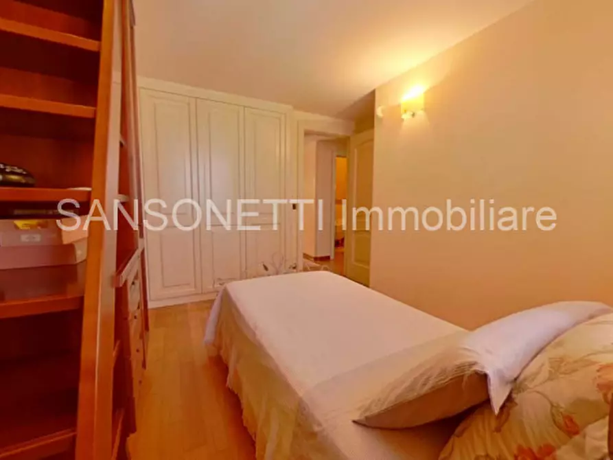 Immagine 38 di Villa in vendita  in IHOSAV a Fasano