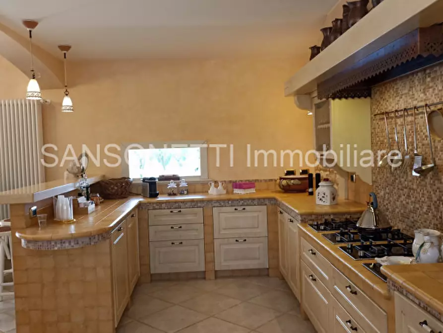 Immagine 51 di Villa in vendita  in IHOSAV a Fasano