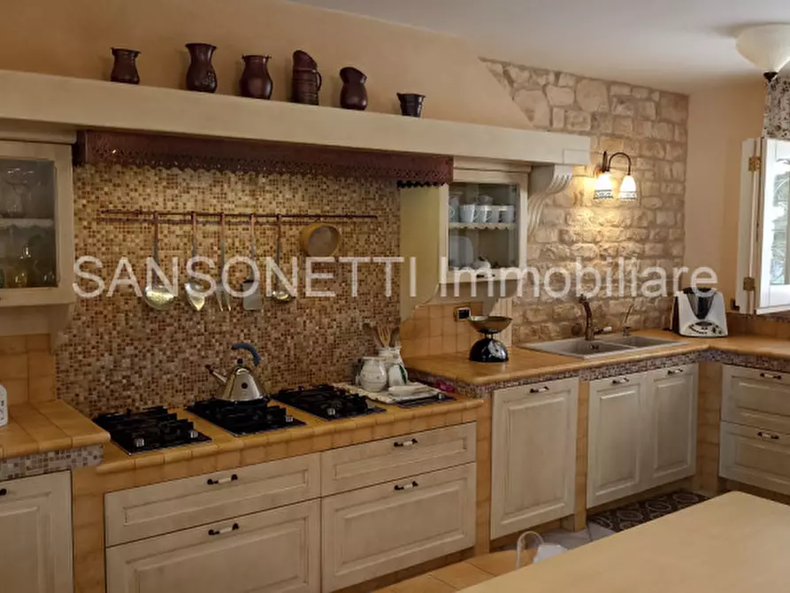 Immagine 52 di Villa in vendita  in IHOSAV a Fasano