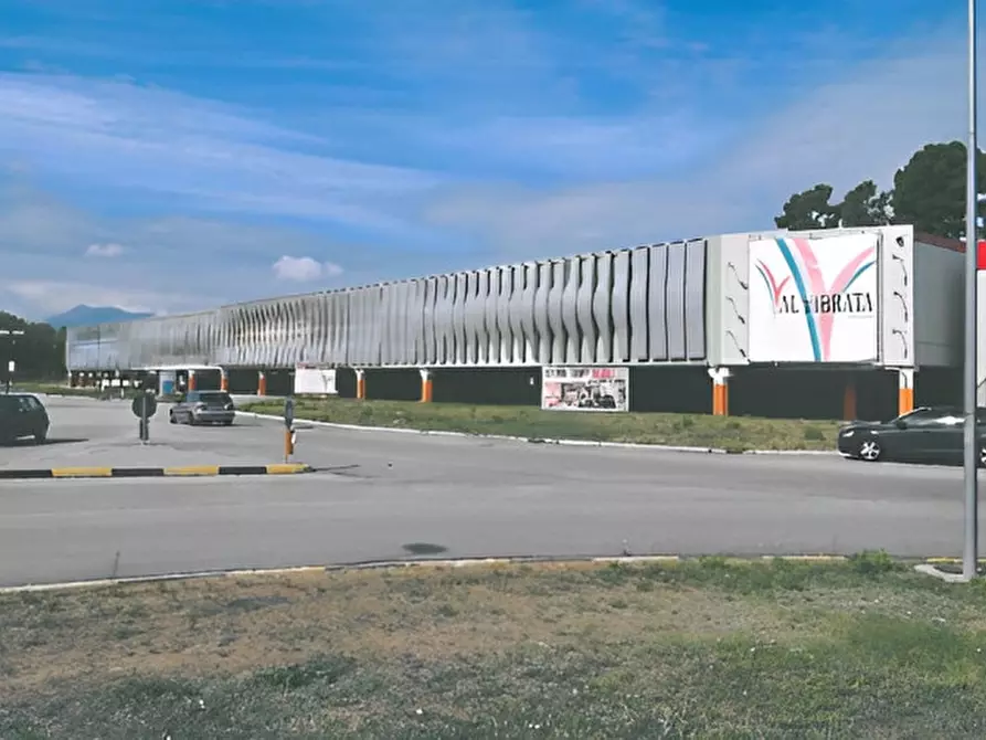 Immagine 29 di Attività commerciale in vendita  in Contrada Rio Moro a Colonnella