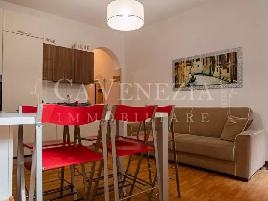 Immagine 2 di Appartamento in vendita  in san marco a Venezia