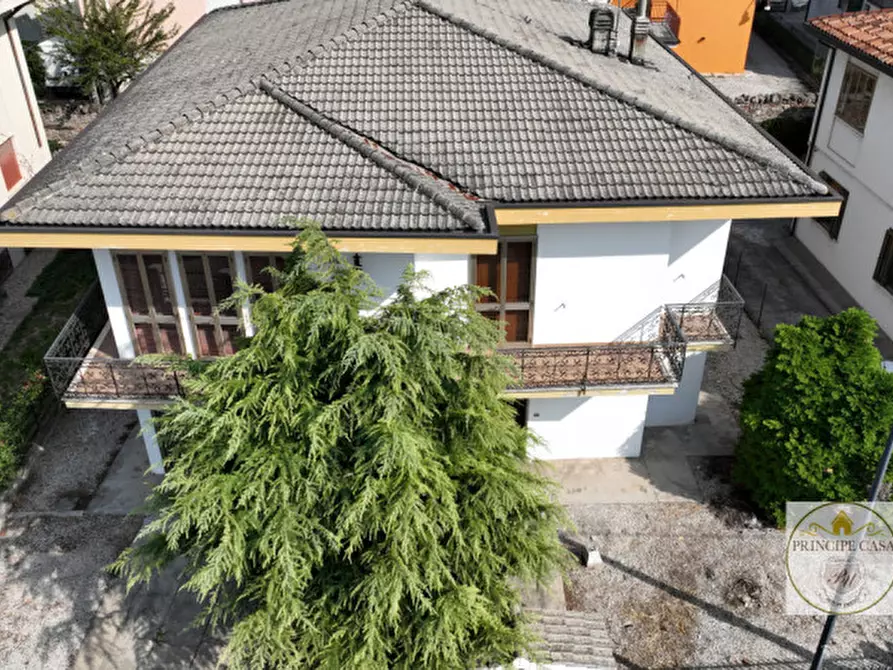 Immagine 1 di Casa indipendente in vendita  in vicolo settabile a Este