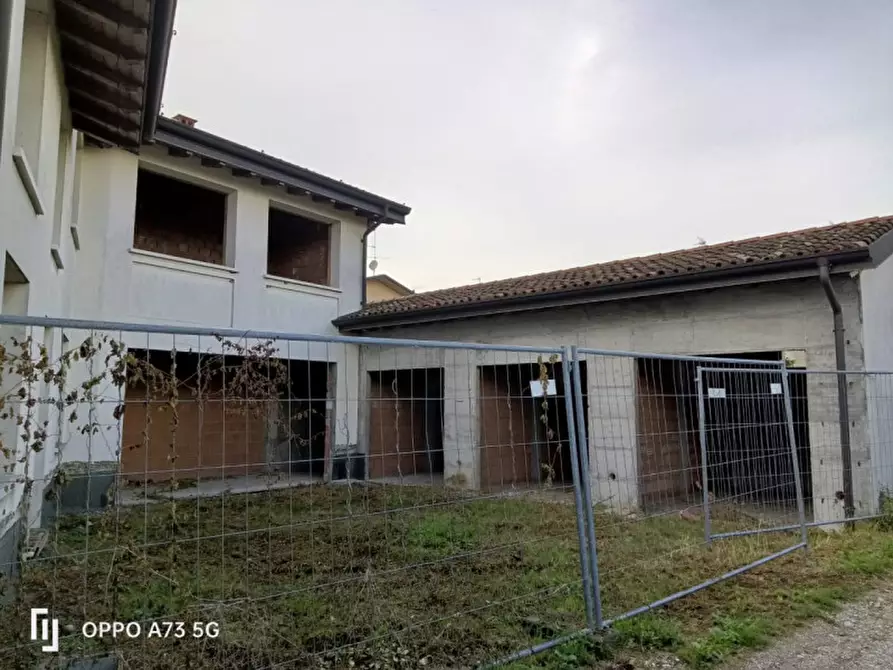 Immagine 1 di Appartamento in vendita  in Via Rivarose a Montichiari