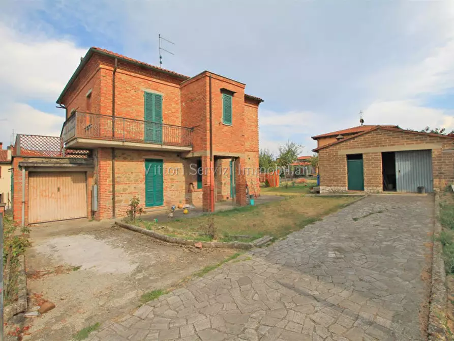 Immagine 1 di Casa indipendente in vendita  in Via Andrea Costa a Torrita Di Siena