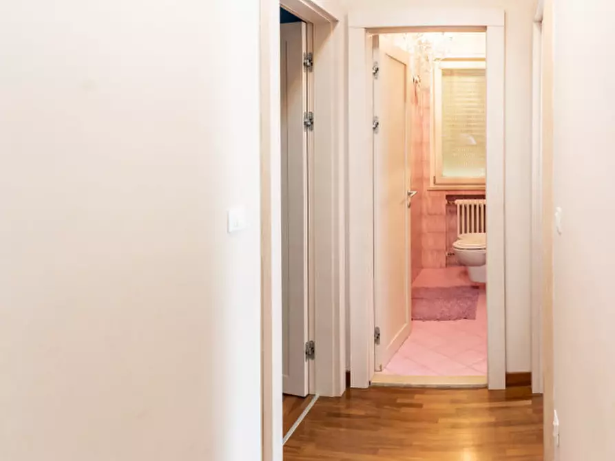 Immagine 9 di Appartamento in vendita  in Viale Mantegazza a Rimini