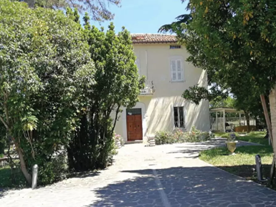 Immagine 1 di Casa indipendente in vendita  in Frazione San Sabino, N. snc a Spoleto
