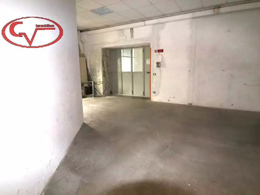 Immagine 13 di Laboratorio in vendita  in via lungarno a Terranuova Bracciolini