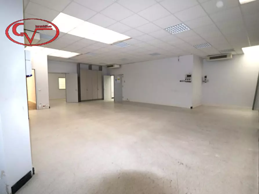 Immagine 15 di Laboratorio in vendita  in via lungarno a Terranuova Bracciolini