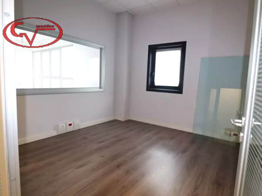 Immagine 31 di Laboratorio in vendita  in via lungarno a Terranuova Bracciolini