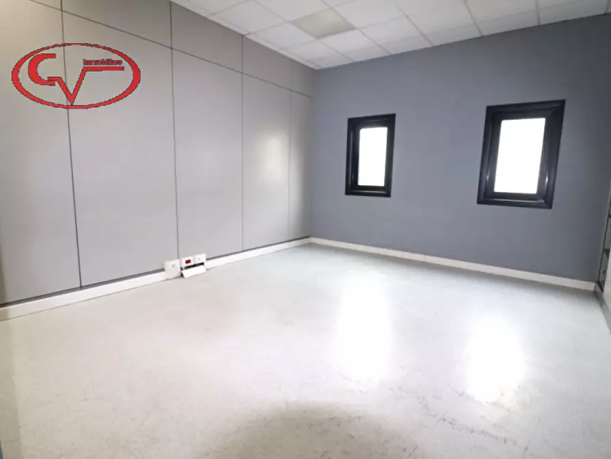 Immagine 18 di Laboratorio in affitto  in via lungarno a Terranuova Bracciolini