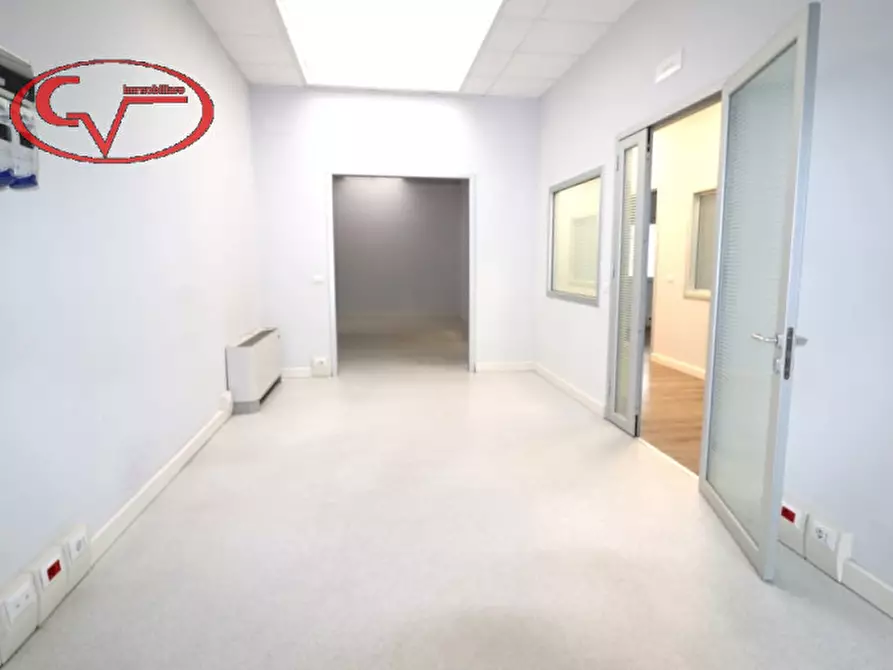 Immagine 25 di Laboratorio in affitto  in via lungarno a Terranuova Bracciolini