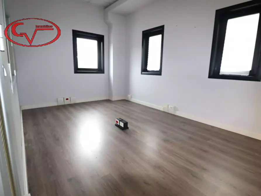 Immagine 26 di Laboratorio in affitto  in via lungarno a Terranuova Bracciolini