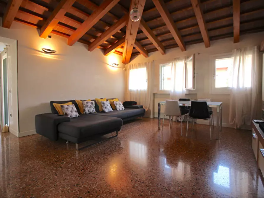 Immagine 1 di Appartamento in vendita  in Viale Verona, 41 a Vicenza