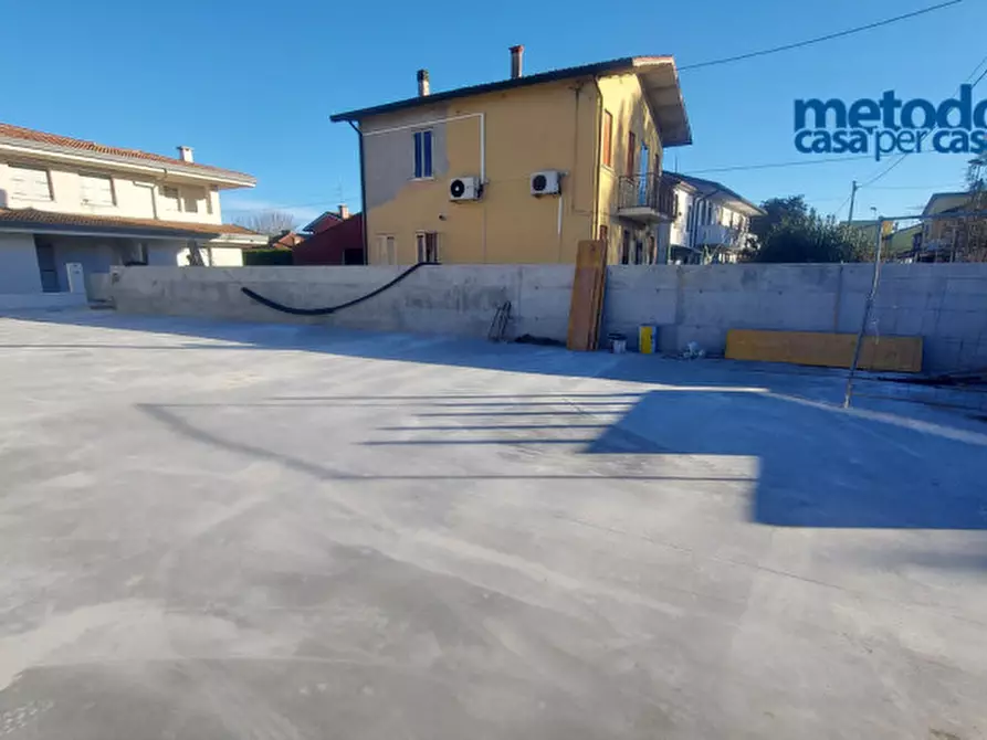 Immagine 5 di Casa trifamiliare in vendita  in via forni a Rovigo