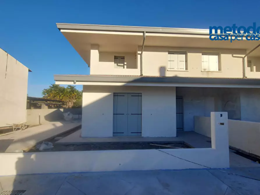 Immagine 10 di Casa trifamiliare in vendita  in via forni a Rovigo