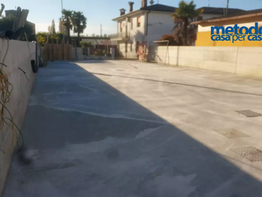 Immagine 6 di Casa trifamiliare in vendita  in via forni a Rovigo