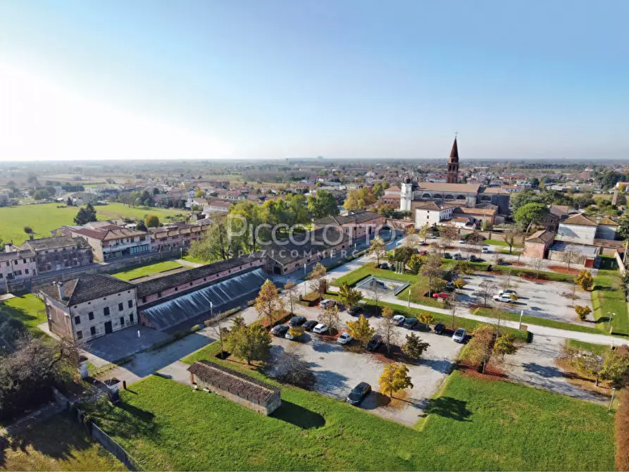 Immagine 7 di Ufficio in vendita  in Piazza Giorgione a Castelfranco Veneto