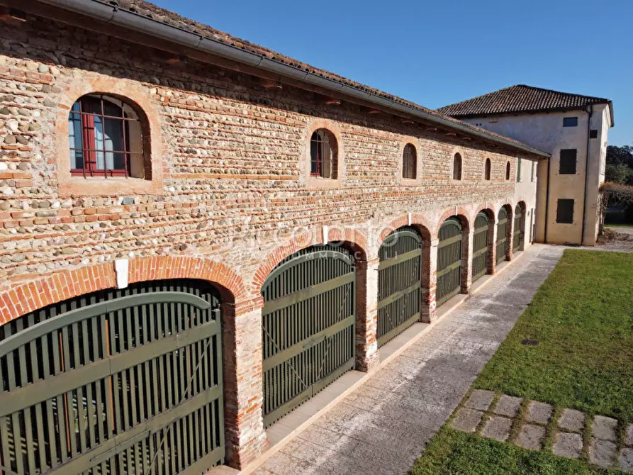 Immagine 9 di Ufficio in vendita  in Piazza Giorgione a Castelfranco Veneto