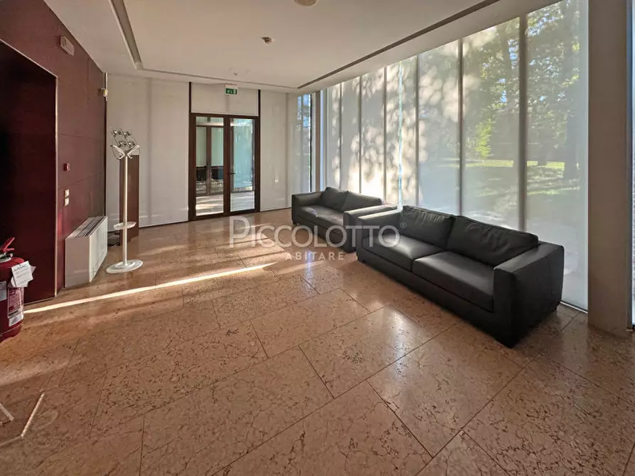 Immagine 13 di Ufficio in vendita  in Piazza Giorgione a Castelfranco Veneto