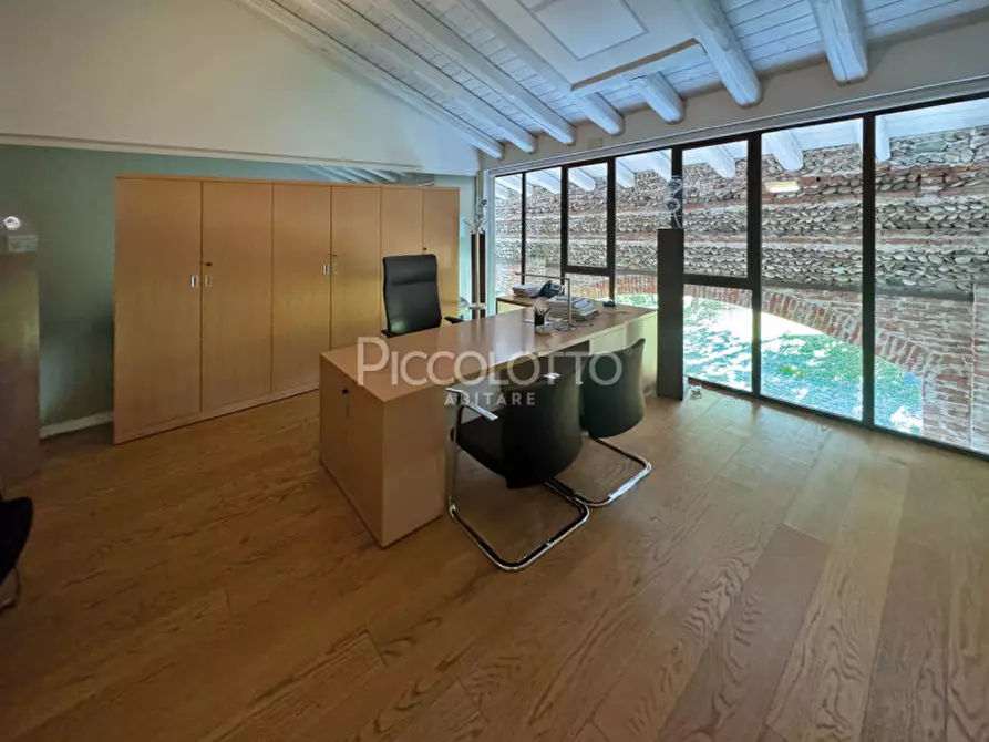 Immagine 25 di Ufficio in vendita  in Piazza Giorgione a Castelfranco Veneto