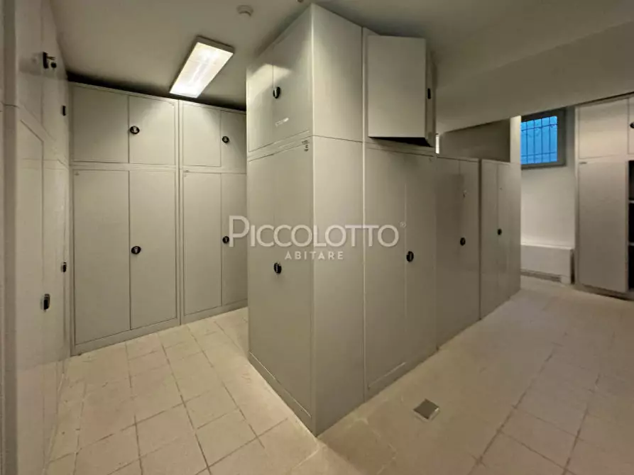 Immagine 33 di Ufficio in vendita  in Piazza Giorgione a Castelfranco Veneto