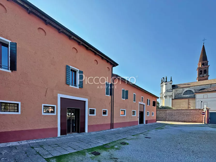 Immagine 39 di Ufficio in vendita  in Piazza Giorgione a Castelfranco Veneto