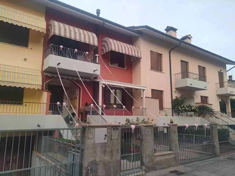 Immagine 1 di Casa trifamiliare in vendita  in via monte zattolo 133 a Arcugnano